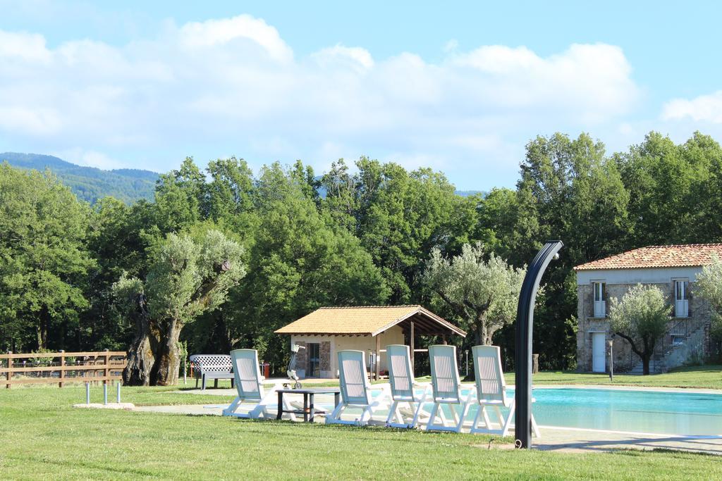 Agriturismo Creta Rossa Торре-Де-Руджеро Экстерьер фото