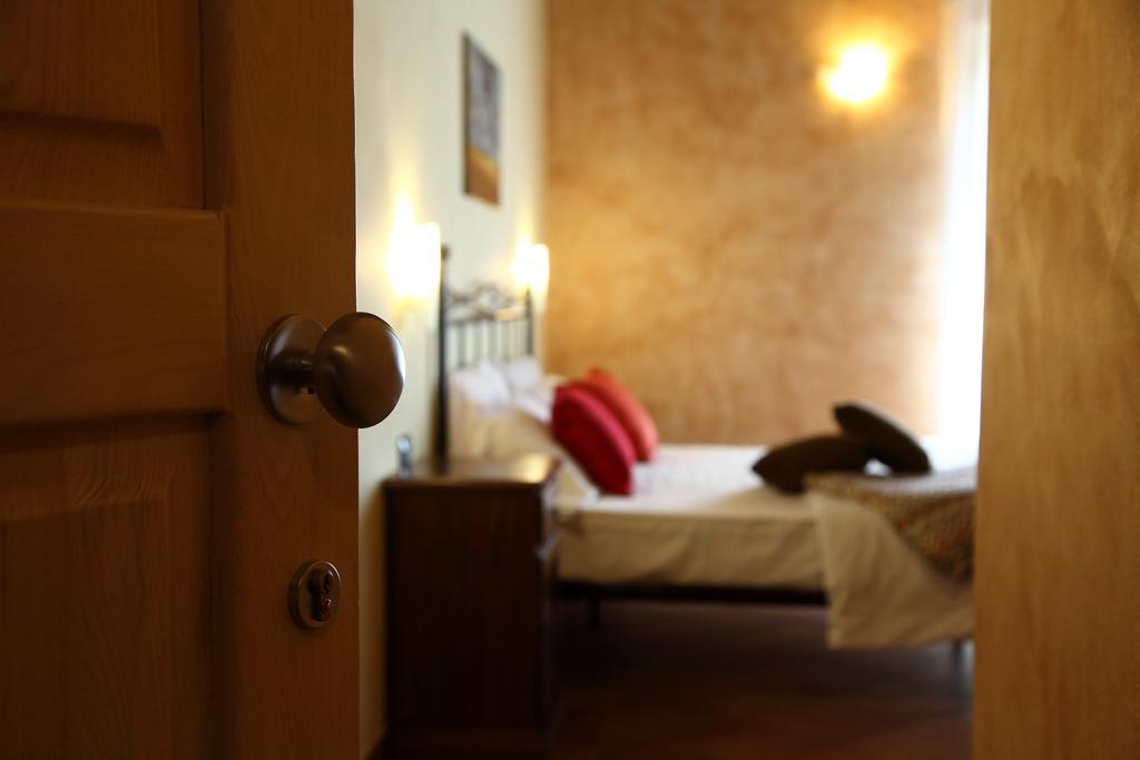 Agriturismo Creta Rossa Торре-Де-Руджеро Экстерьер фото